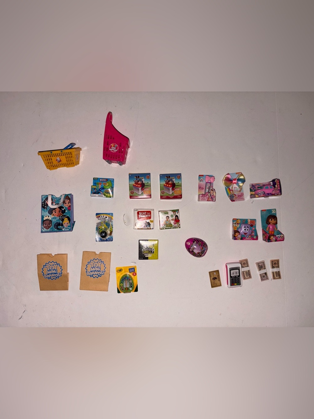 Zuru Toy Mini Brands Lot – 20+ Retired Series 1 & 2 Pieces & Playset Accessories